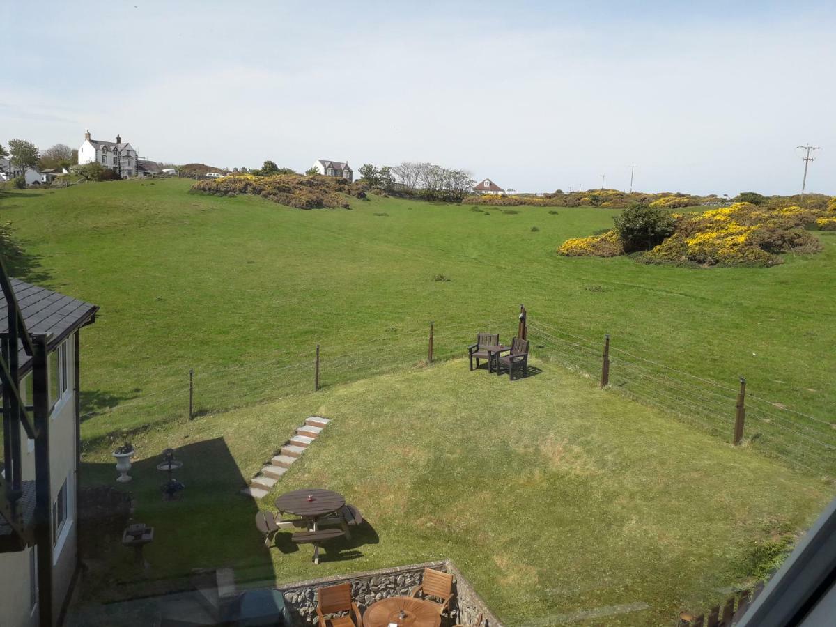 Отель The Anchorage Amlwch Экстерьер фото